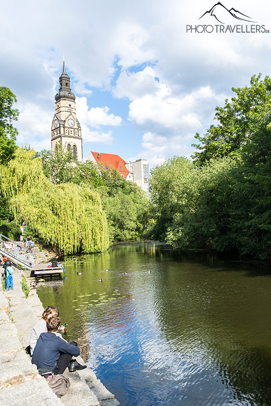 Die Steintreppe am Karl-Heine-Kanal