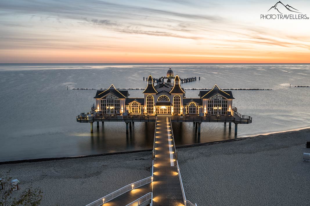 Die Seebrücke Sellin auf Rügen am Morgen