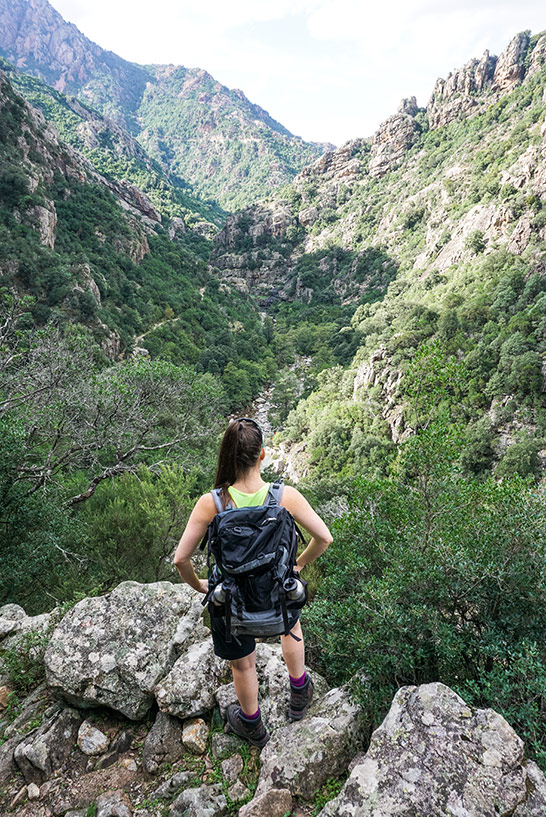 Wanderung durch die Spelunca-Schlucht