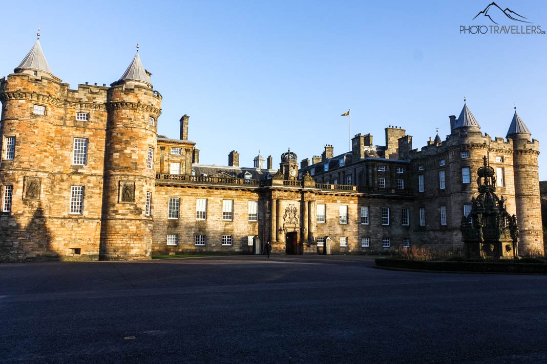 Das Palace of Holyroodhouse von außen