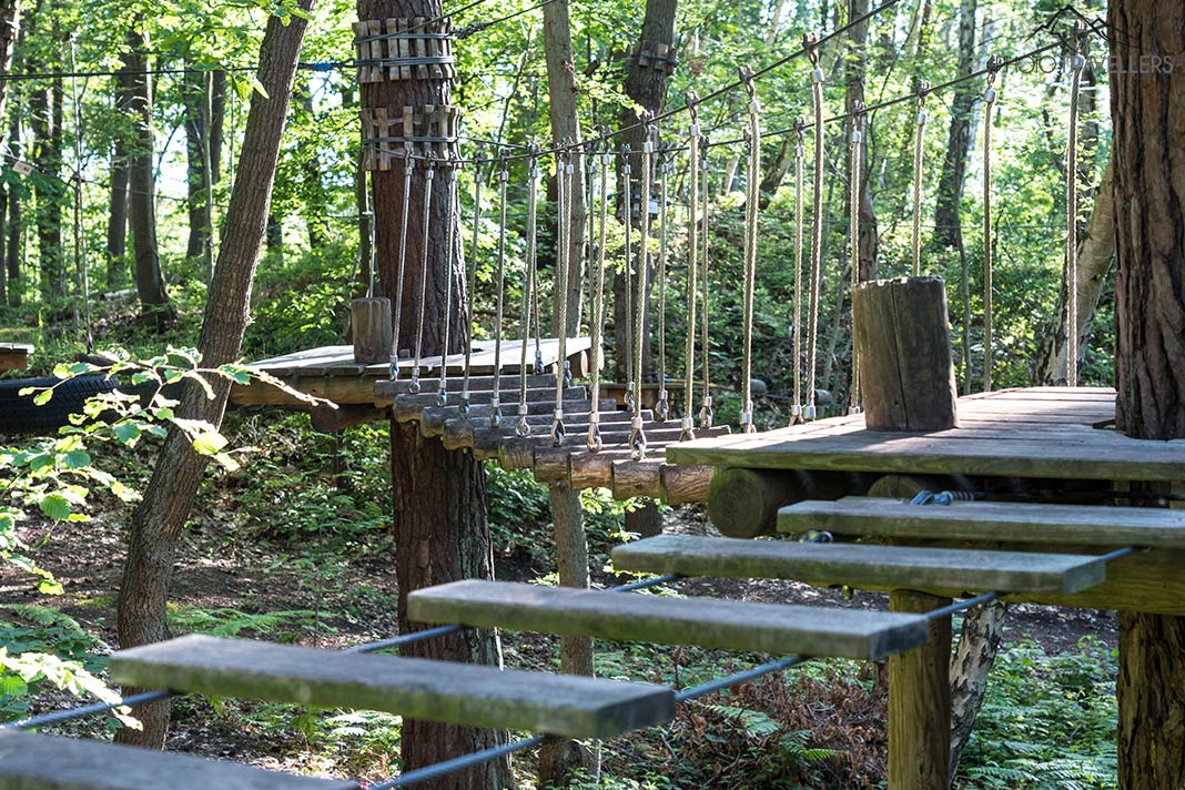 Klettersprossen im Kletterpark